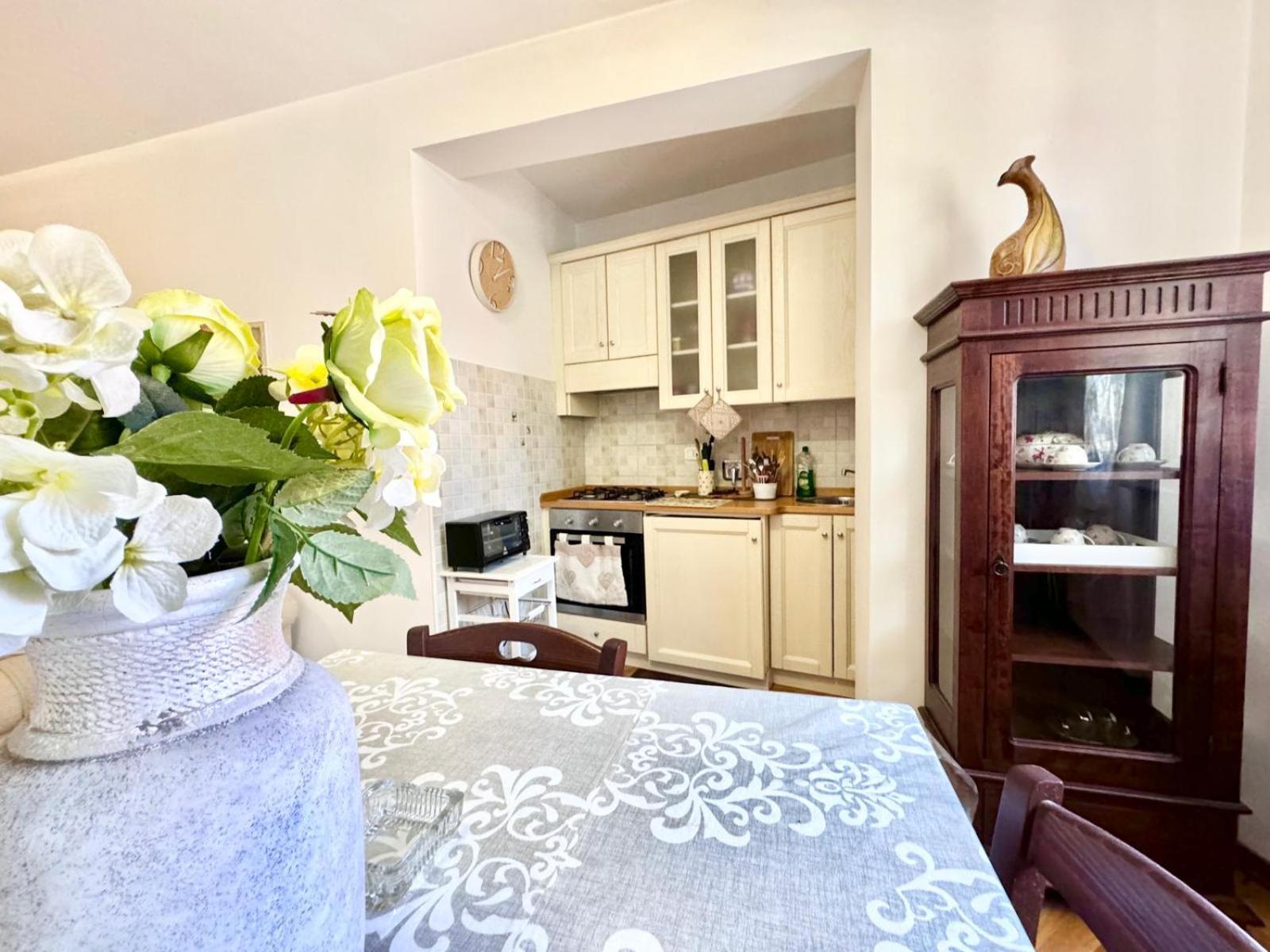 Apartamento Tra I Due Ponti Rieti Exterior foto